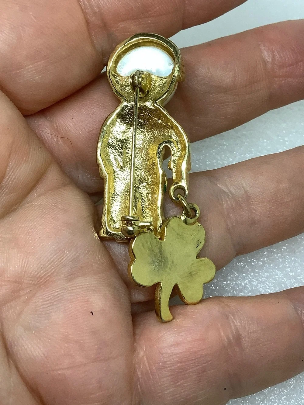 N/A charming gold